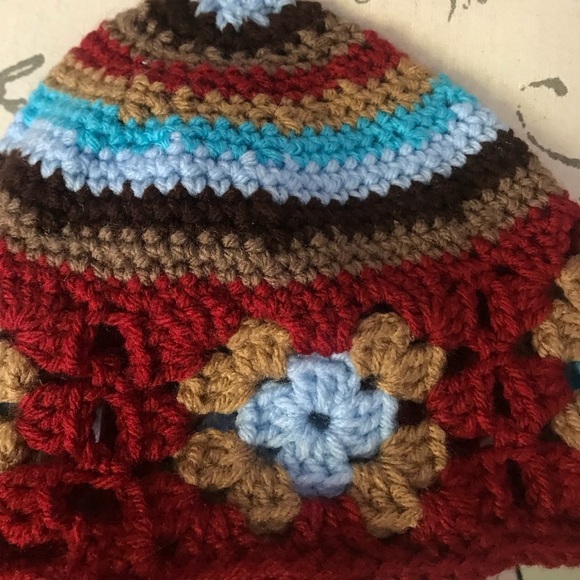 Rare VTG Handmade Baby Crochet Flower Hat - Picture 5 of 5